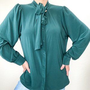 Calvin Klein Tie Knot Long Sleeve Buttoned Blouse in Emerald Green size Large